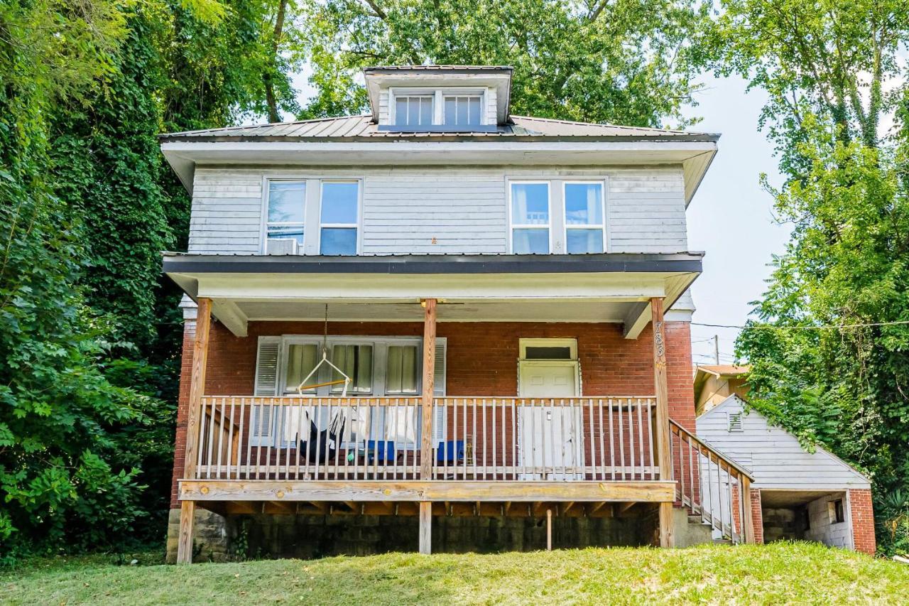 Awesome House, 5 Minutes To Dt, 2 Miles To Stadium And Ruby Memorial! Morgantown Extérieur photo