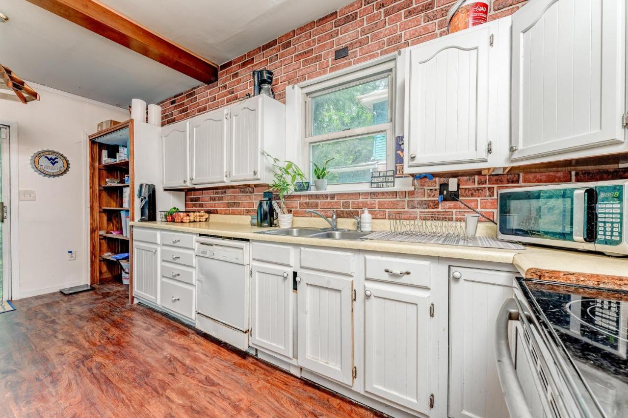 Awesome House, 5 Minutes To Dt, 2 Miles To Stadium And Ruby Memorial! Morgantown Extérieur photo
